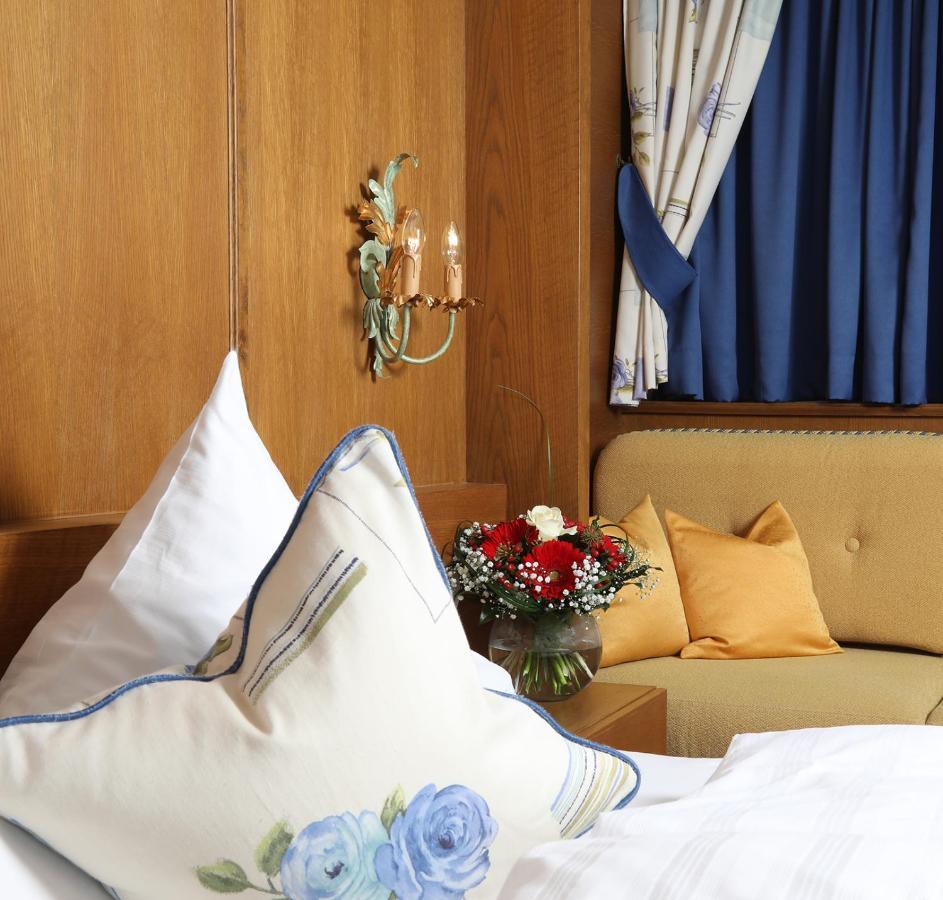 Hotel Almhof Нойщифт им Щубайтал Екстериор снимка