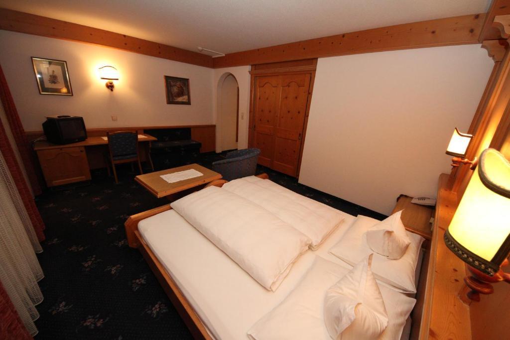 Hotel Almhof Нойщифт им Щубайтал Стая снимка
