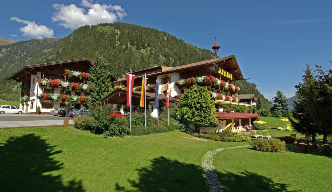 Hotel Almhof Нойщифт им Щубайтал Екстериор снимка