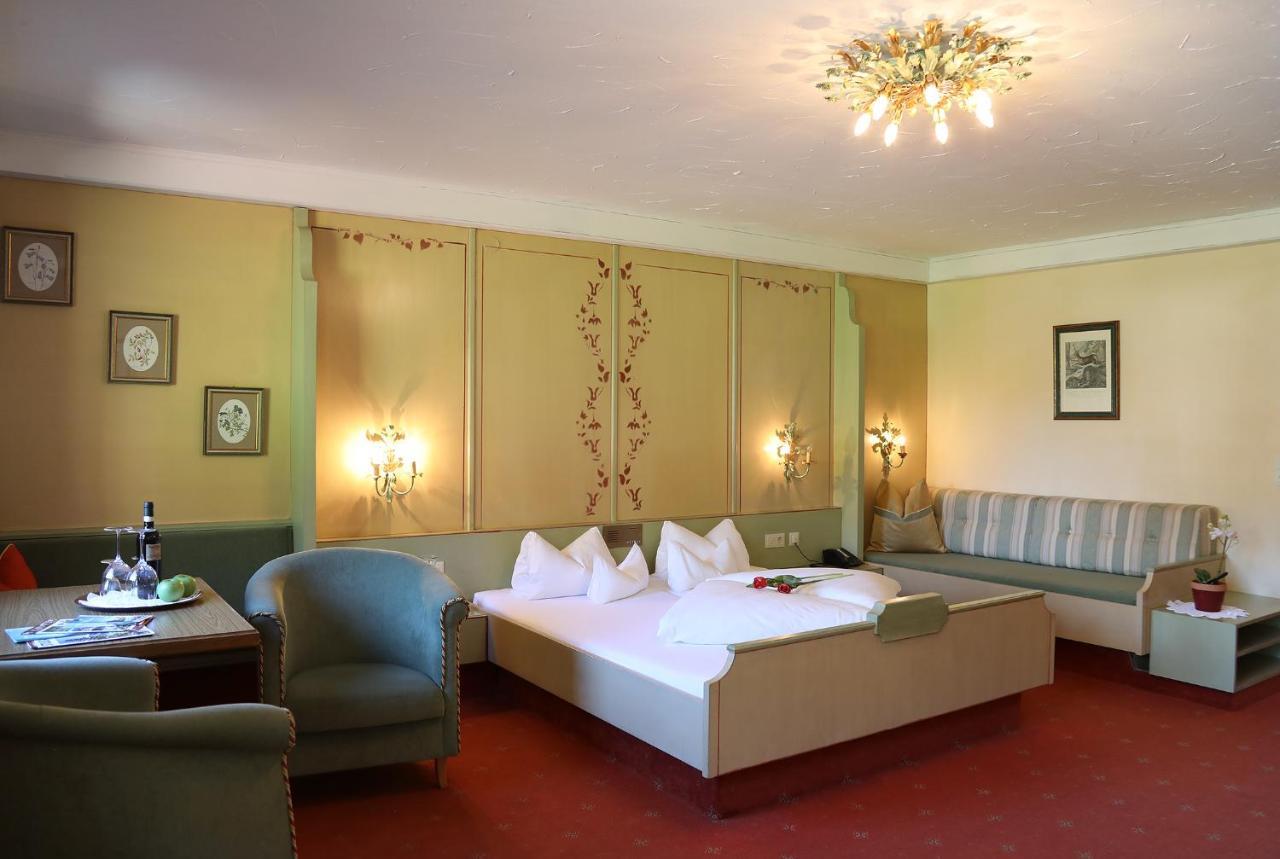 Hotel Almhof Нойщифт им Щубайтал Екстериор снимка